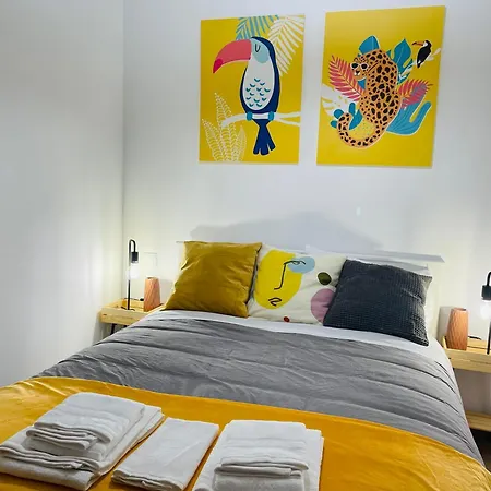 Casa *